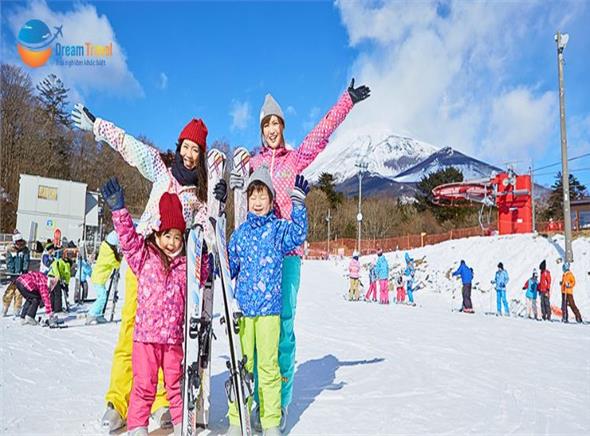 [HCM] Tour Nhật Bản Mùa Đông: Trải nghiệm trượt tuyết Tại Fujiten